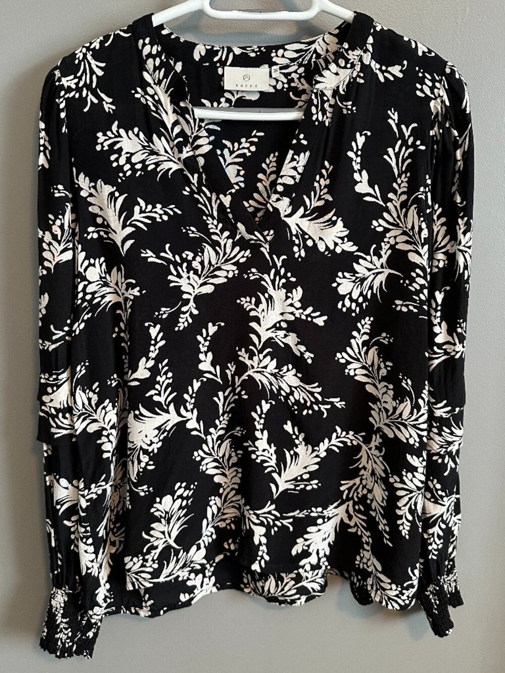 Kaffe Black and White Floral Long Sleeve V-Neck Blouse - Like New - Size 38 / M